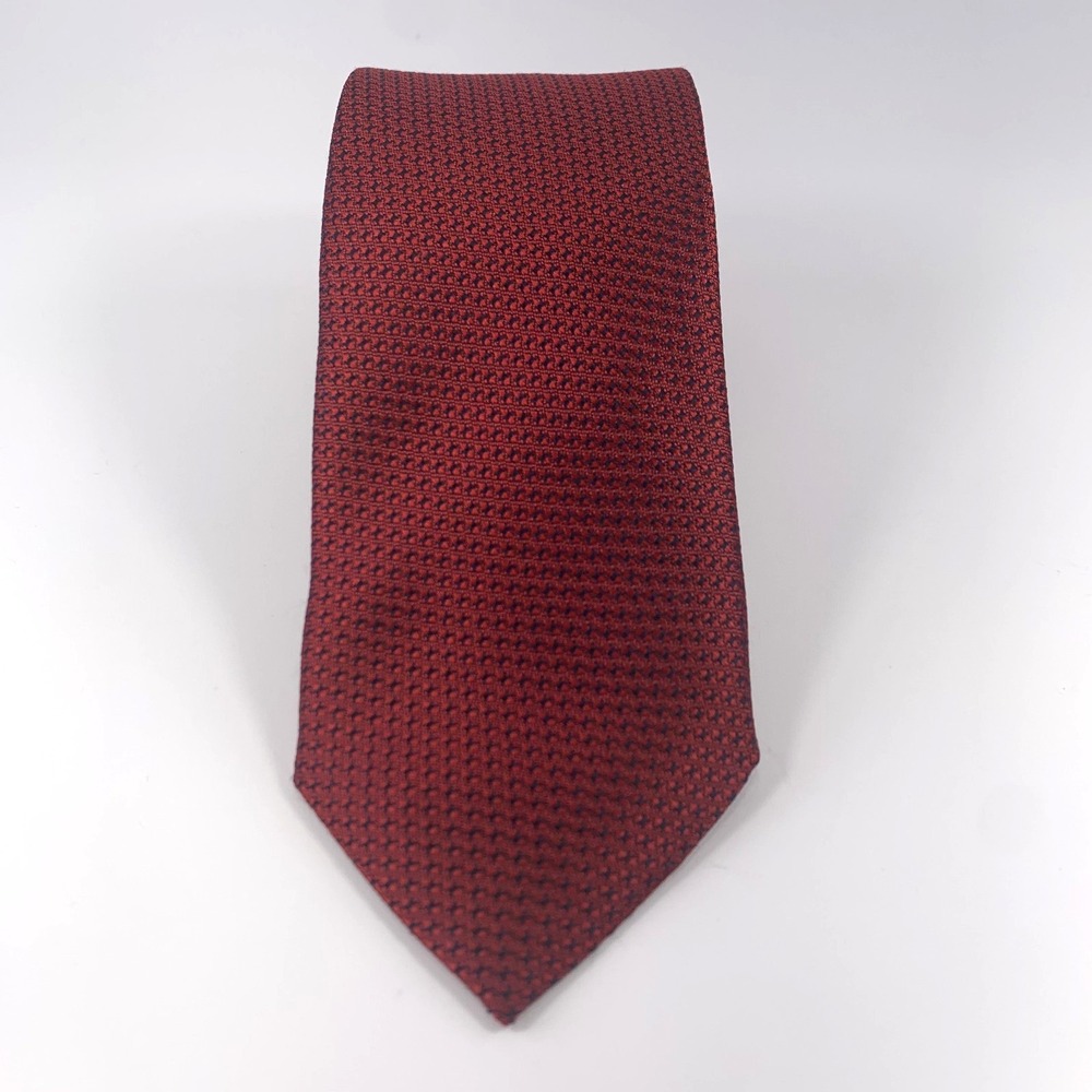 Cremieux Mens Tie Red & Black Foulard Geometric Design 100% Silk‎ Italy - Picture 2 of 5